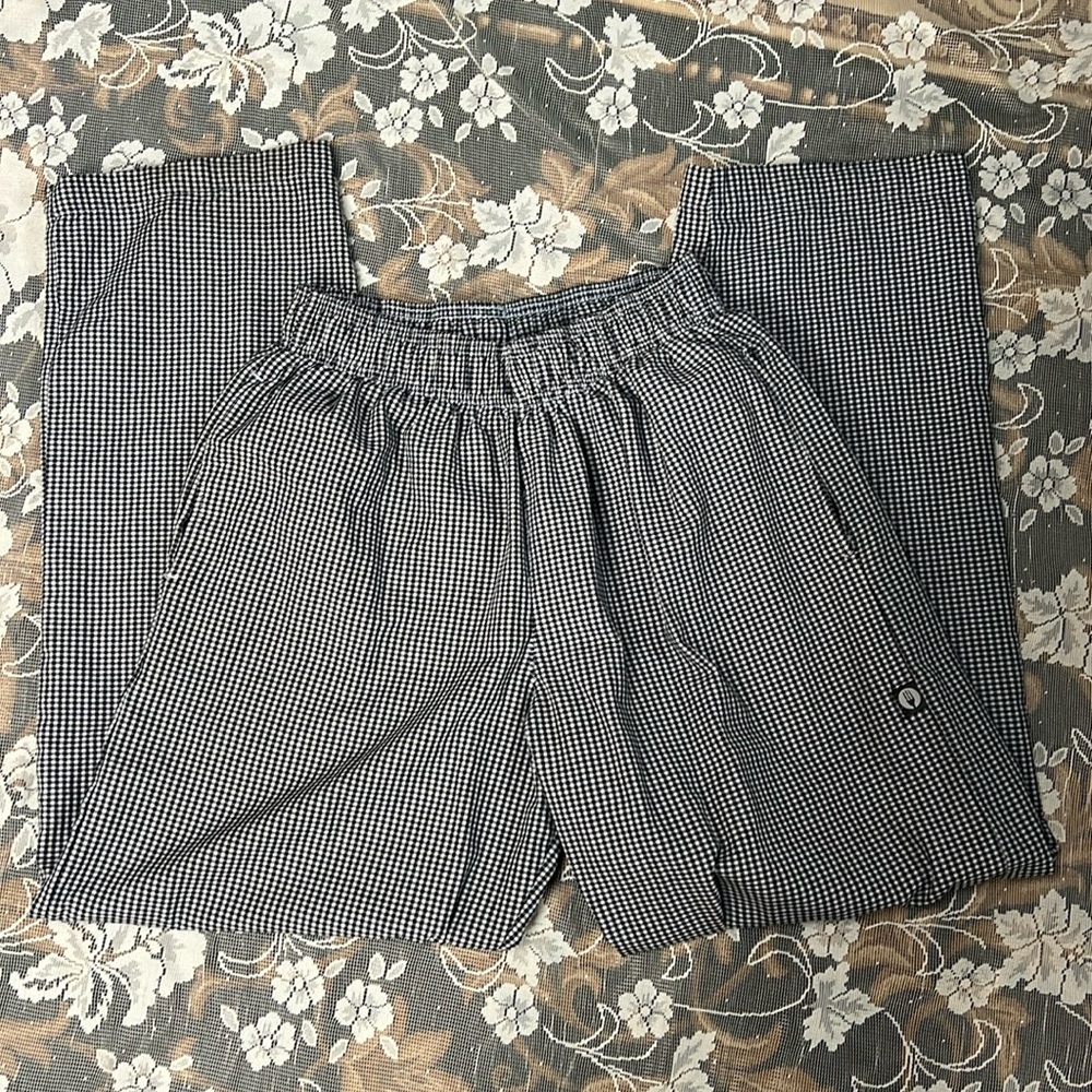 Chefworks Service Uniform Pants Size Medium Checkered Black / White Stretchwaist